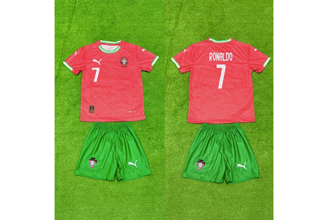 8377 Детски футболен комплект Portugal Ronaldo 7